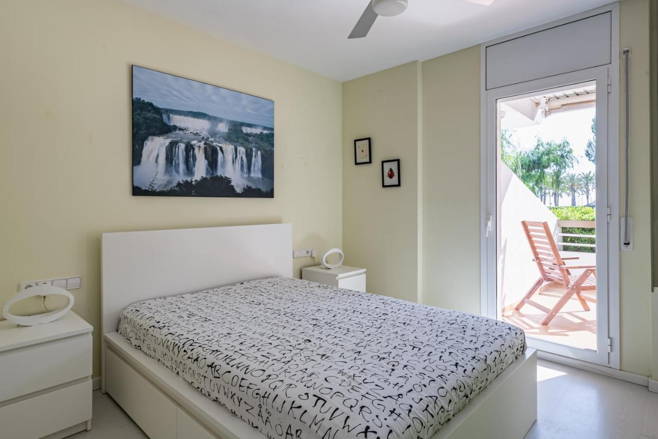 Apartamento Bahia Blanca 比利亚努埃瓦-赫尔特鲁 外观 照片